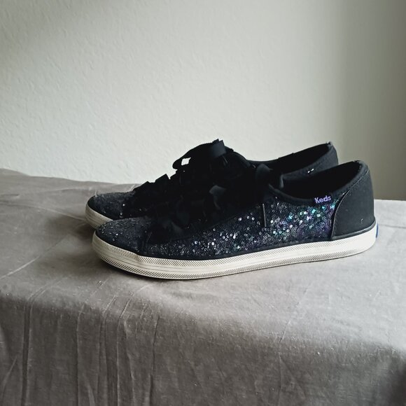Sequined Tennis Shoes - Picture 3 of 8
